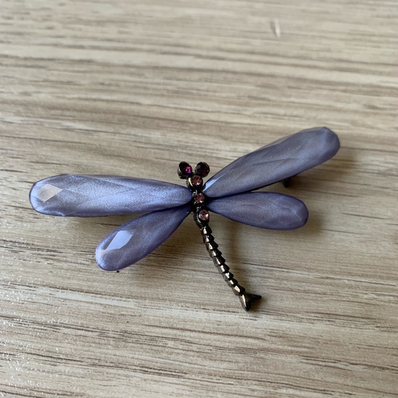 Crystal Purple Butterfly Brooch - Picture 6 of 6